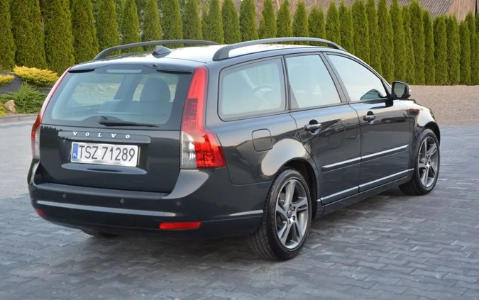 Volvo V50 cena 19900 przebieg: 211000, rok produkcji 2009 z Prudnik małe 781